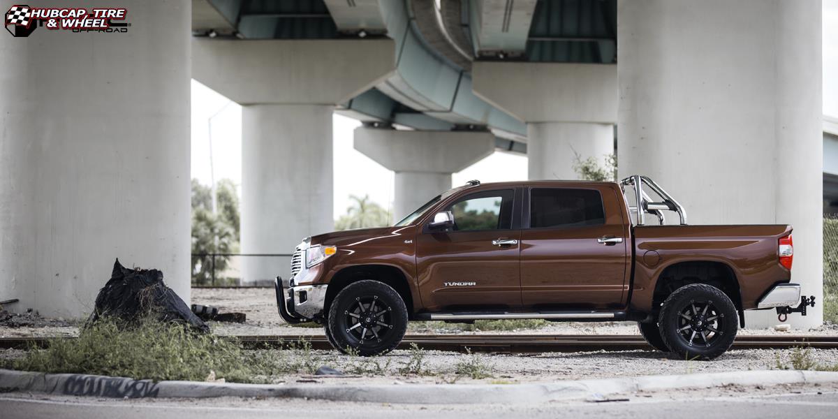 vehicle gallery/toyota tundra fuel coupler d556 20X10  Black & Machined with Dark Tint wheels and rims